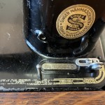 Singer 201 Detail